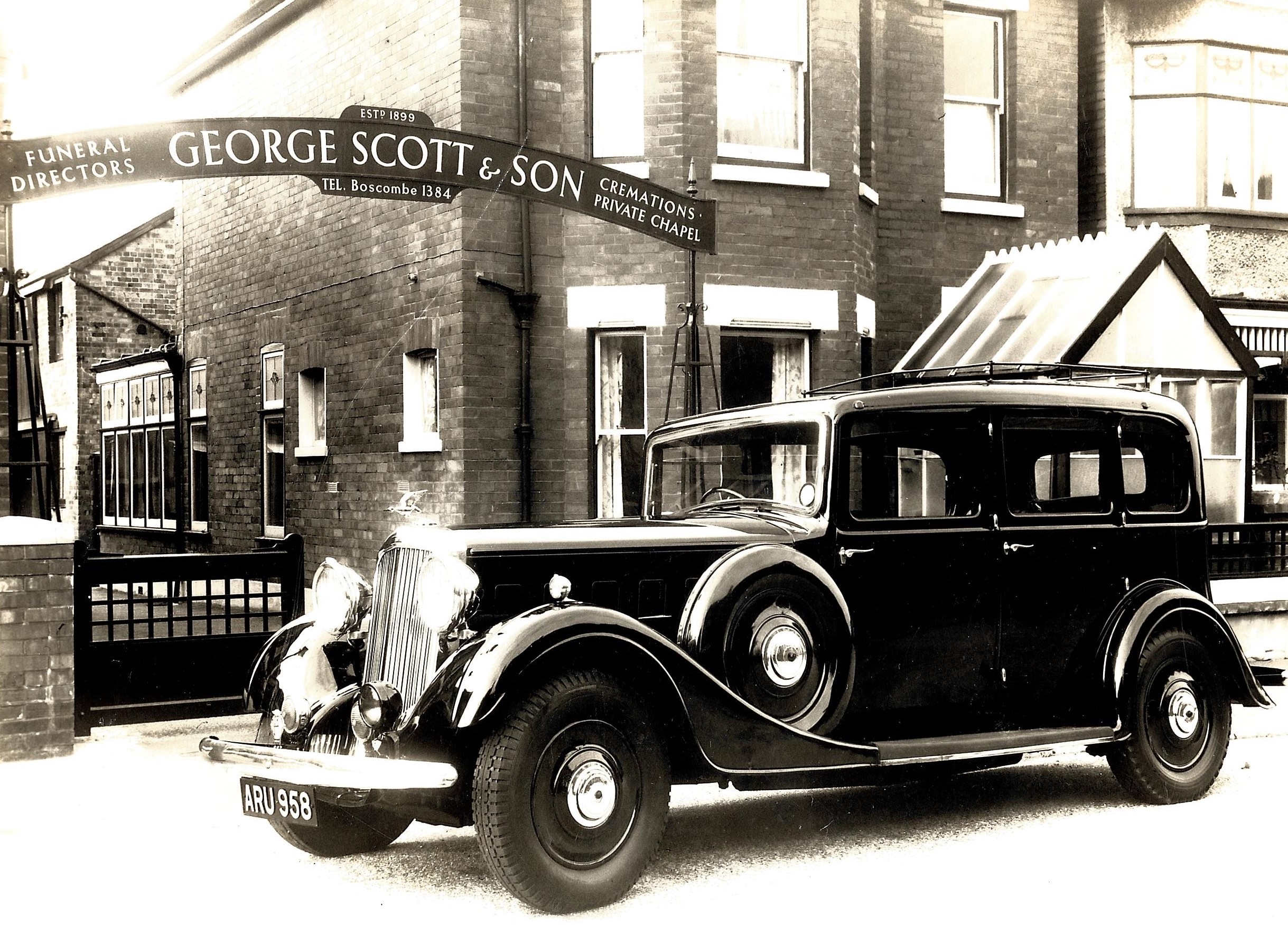 George Scott Funeral Directors historic car