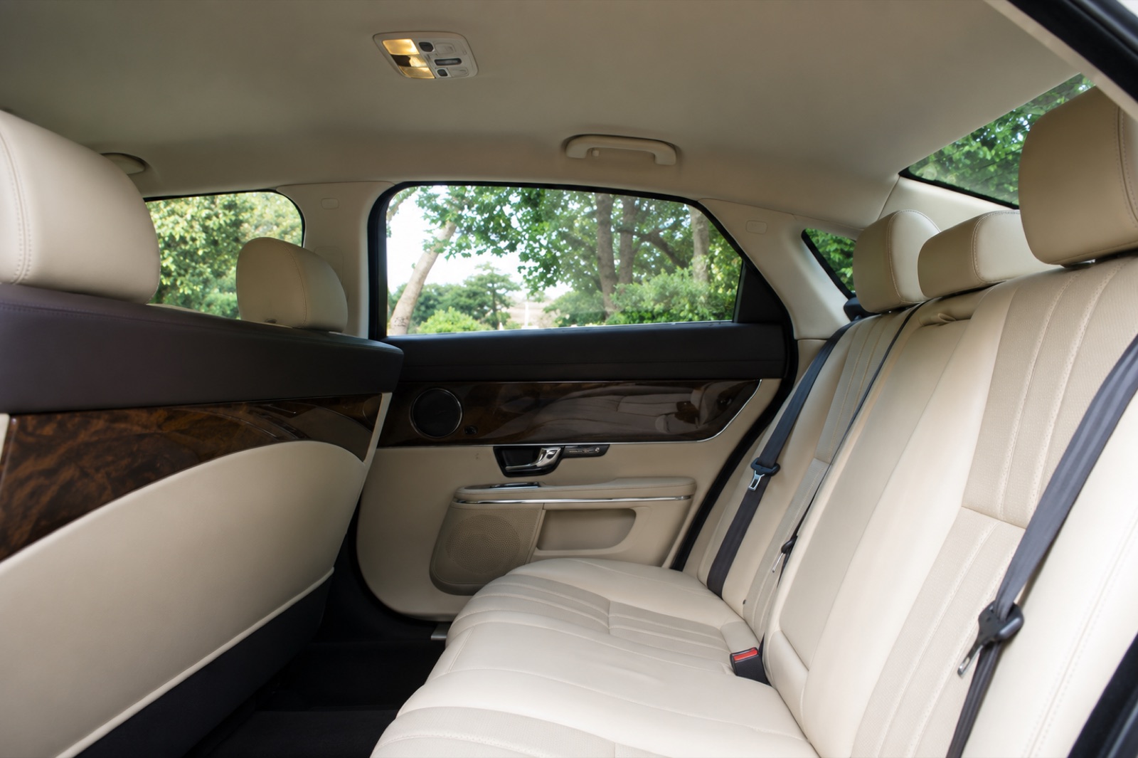 George Scott Jaguar XJ limousine interior